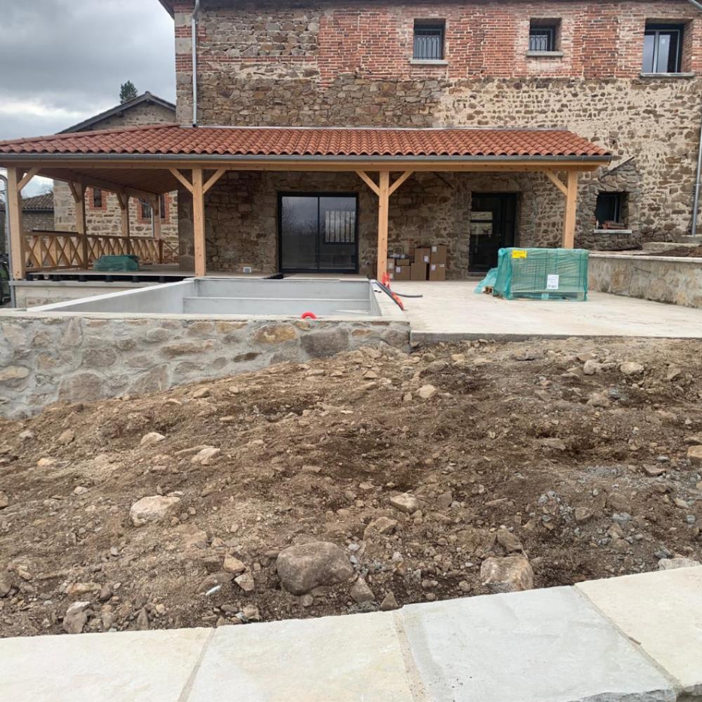 PRESTIGE CONCEPT 42 PONCINS